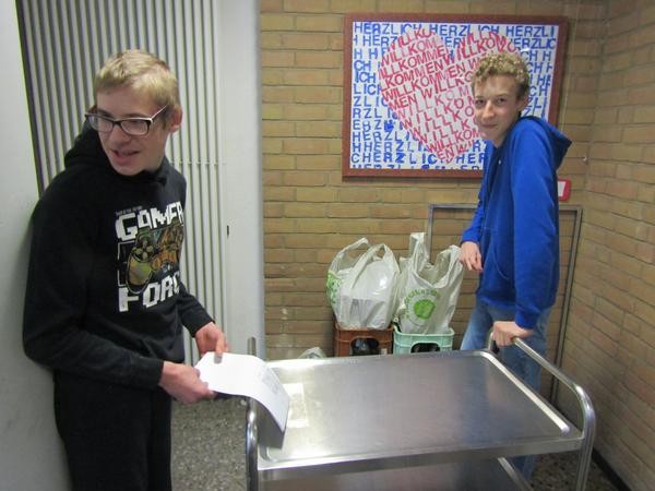 Der Wagen wird beladen