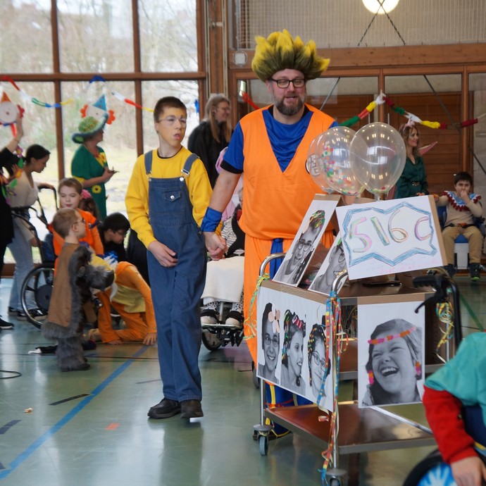 Karneval (vergrößerte Bildansicht wird geöffnet)